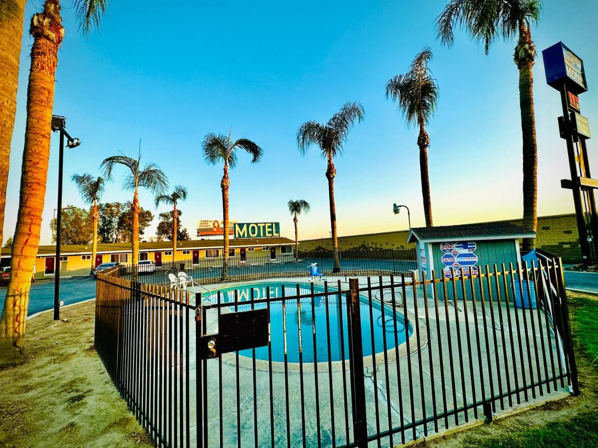 King'S Inn Motel Kingsburg Exteriér fotografie